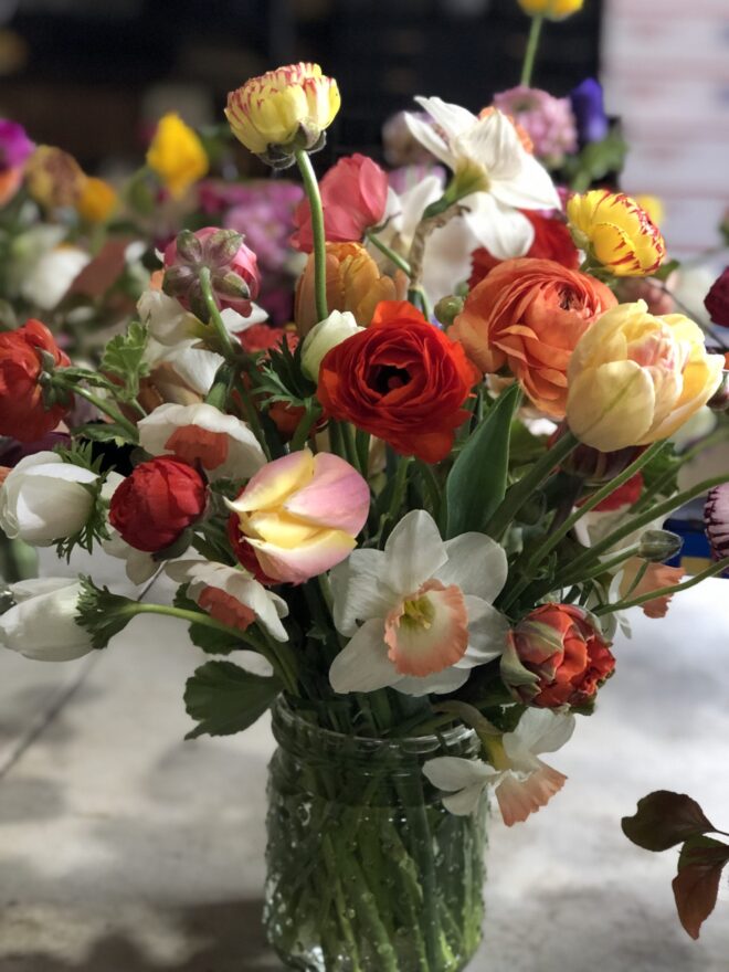 Seasonal Arrangement (medium)