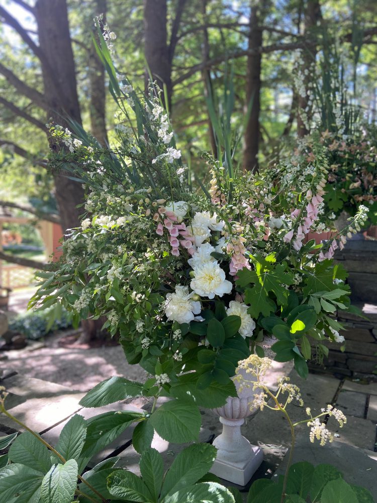 Statement Arrangement - Image 2