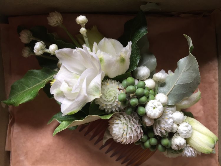 Floral Hair Comb - Image 4