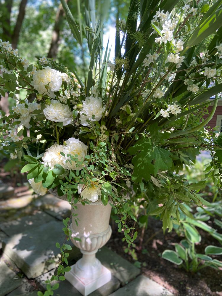 Statement Arrangement - Image 3